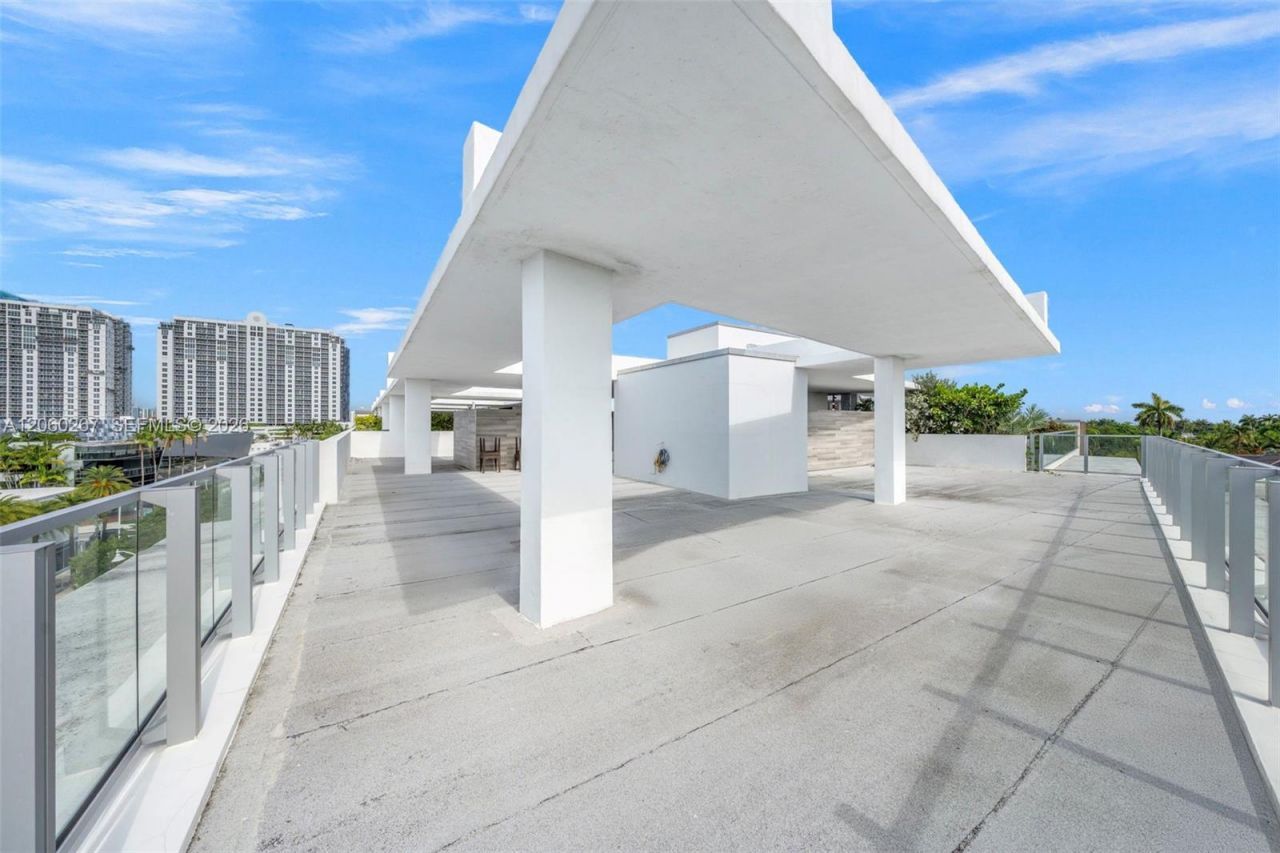 1201 20th St , Unit PH06, Miami Beach, FL 33139 Photo