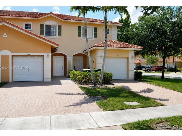 5733 Tuscany Way , Tamarac, FL 33321