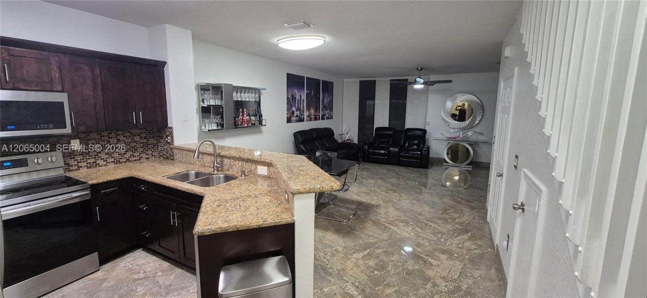 5733 Tuscany Way , Tamarac, FL 33321 Photo