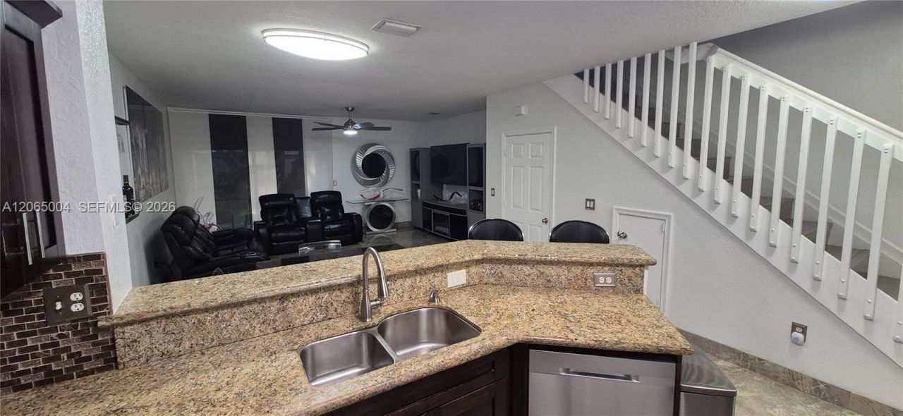 5733 Tuscany Way , Tamarac, FL 33321 Photo
