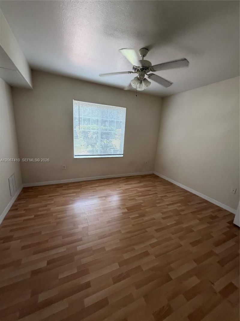 6492 Emerald Dunes Dr , Unit 107, West Palm Beach, FL 33411 Photo