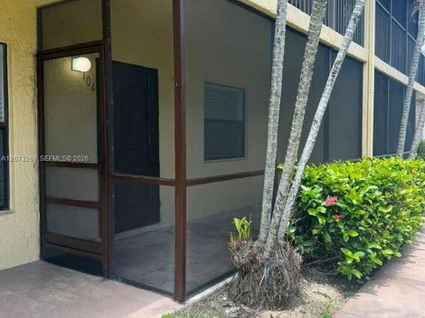 10020 Winding Lake Rd , Unit 104, Sunrise, FL 33351