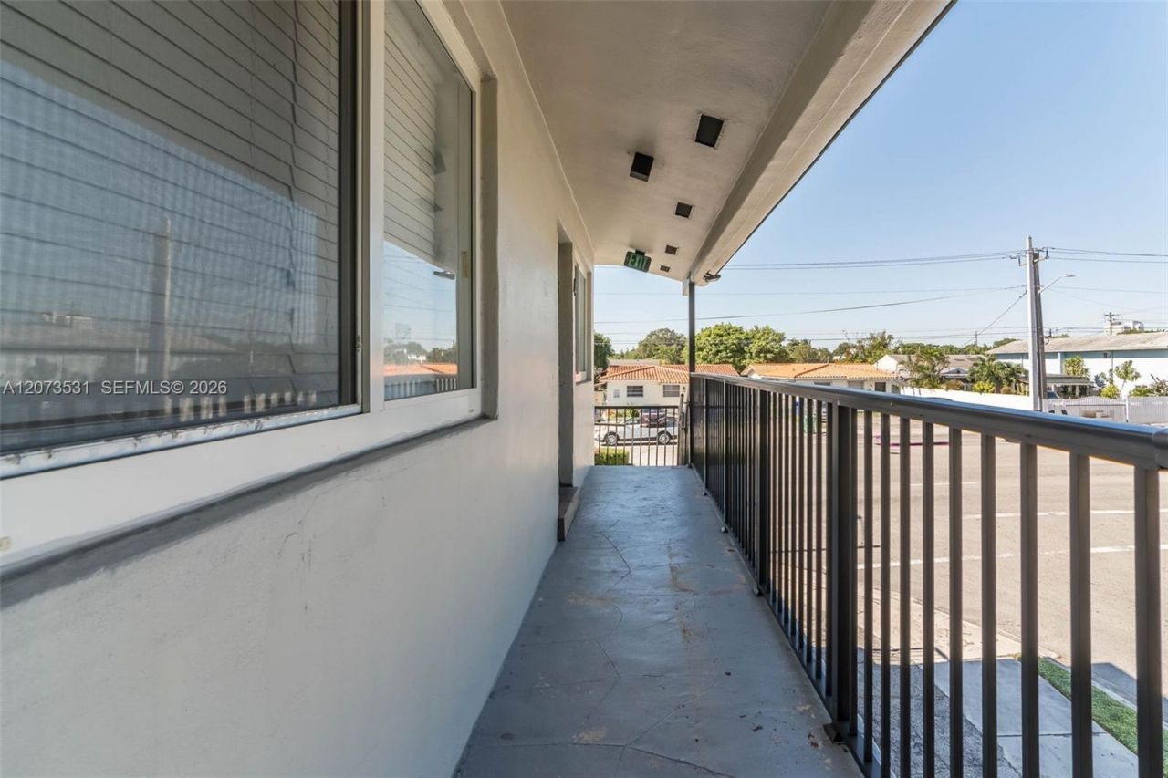 2190 SW 14th Ter , Unit 2, Miami, FL 33145 Photo