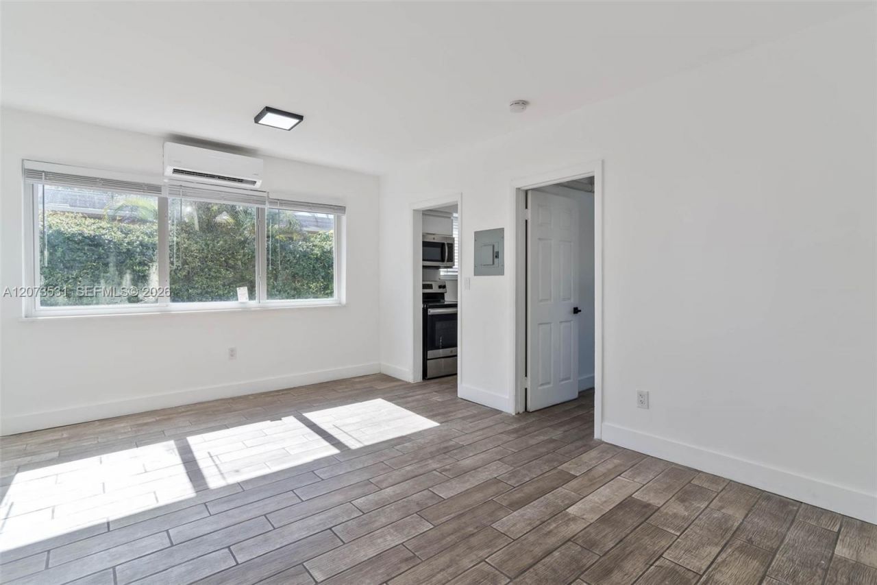 2190 SW 14th Ter , Unit 2, Miami, FL 33145 Photo