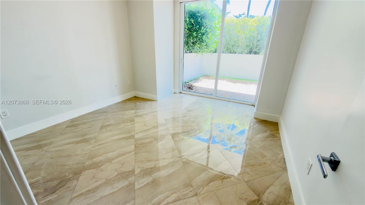 600 NE 27th St, Unit 604, Miami, FL 33137 Photo