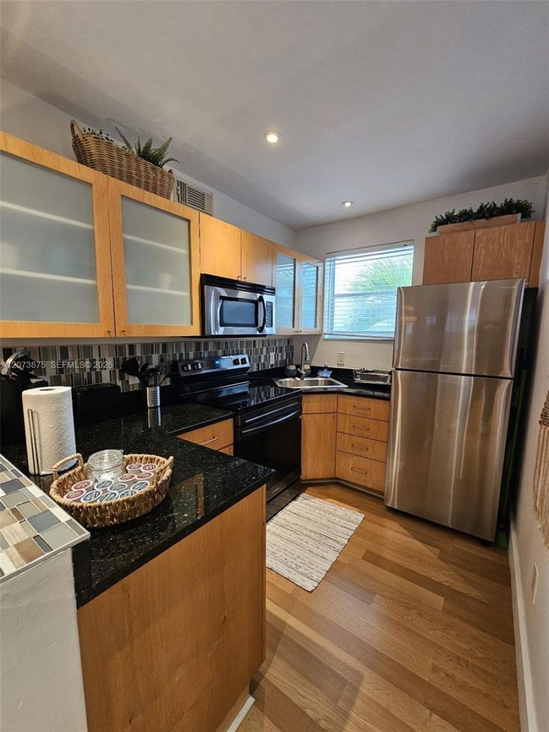 751 Collins Ave , Unit 1, Miami Beach, FL 33139 Photo