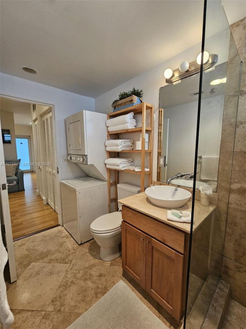 751 Collins Ave , Unit 1, Miami Beach, FL 33139 Photo