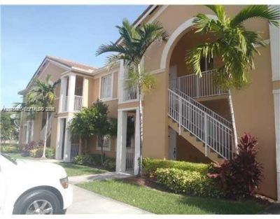 7080 NW 177th St , Unit 201-13, Hialeah, FL 33015 Photo