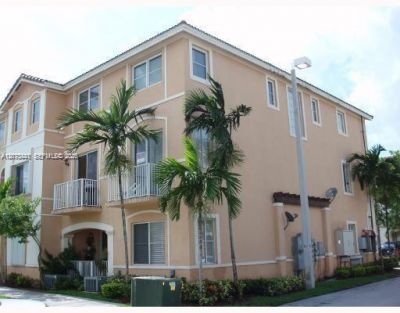 7080 NW 177th St , Unit 201-13, Hialeah, FL 33015 Photo