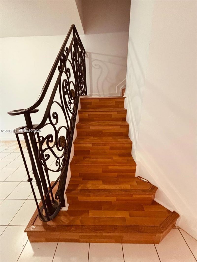 7080 NW 177th St , Unit 201-13, Hialeah, FL 33015 Photo