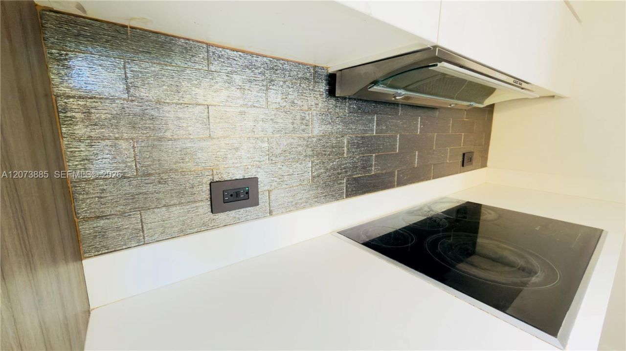 600 NE 27th St, Unit 604, Miami, FL 33137 Photo