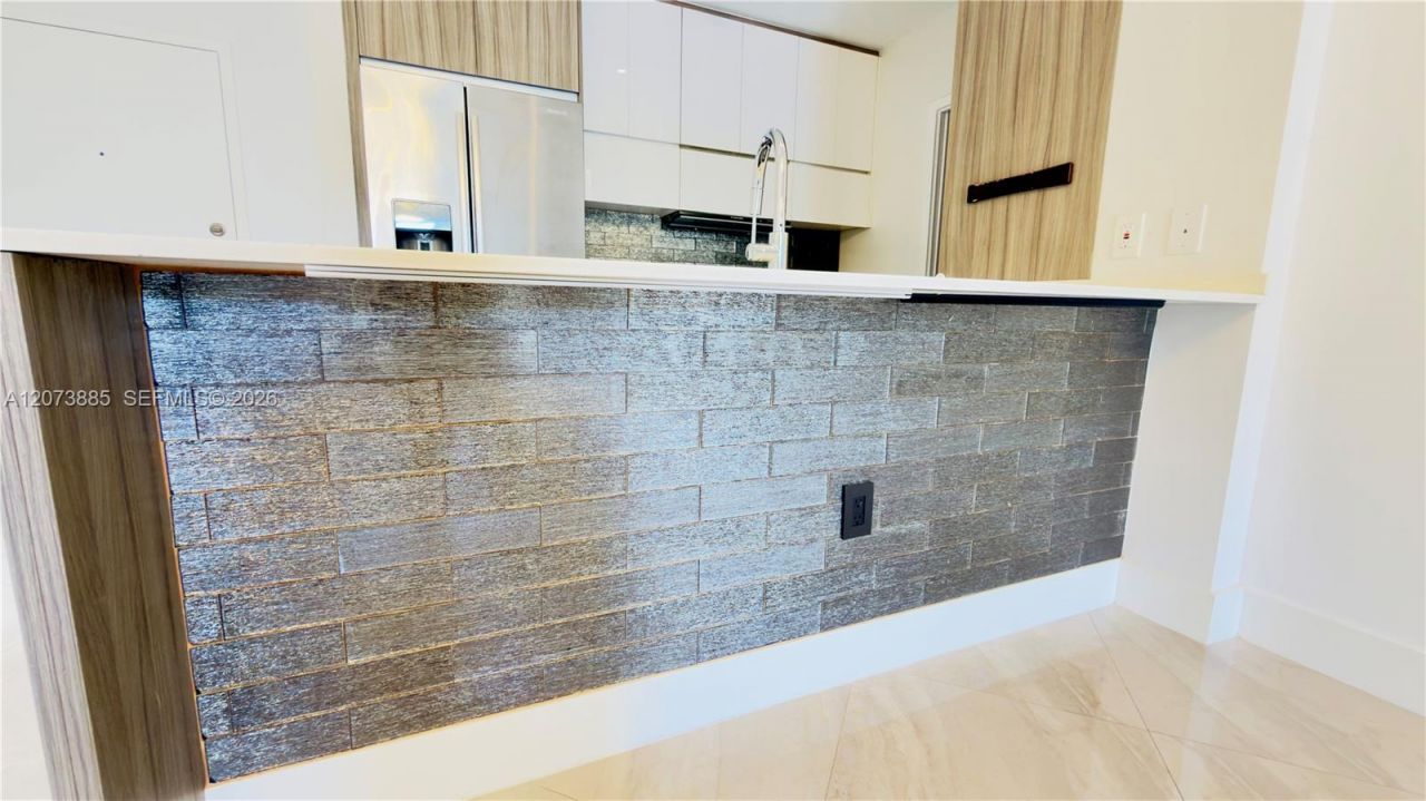 600 NE 27th St, Unit 604, Miami, FL 33137 Photo