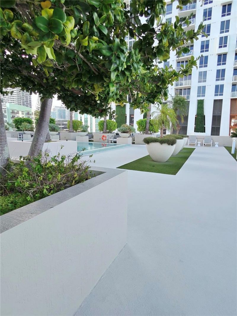 600 NE 27th St, Unit 604, Miami, FL 33137 Photo