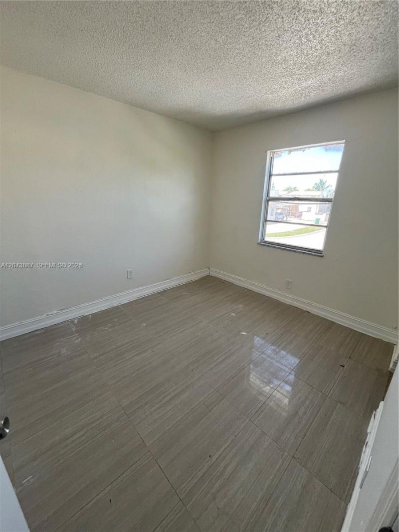 19351 NW 45th Ave, Miami Gardens, FL 33055 Photo