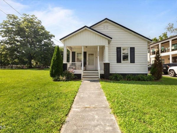 2409 Watauga Road, Johnson City, TN 37601