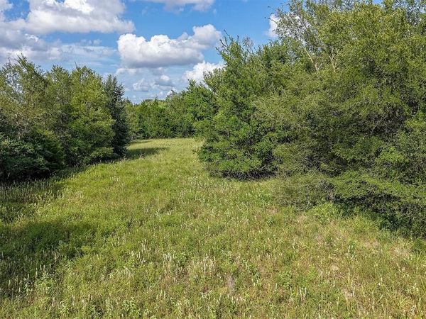 1210 County Road 302 , Rockdale, TX 76567