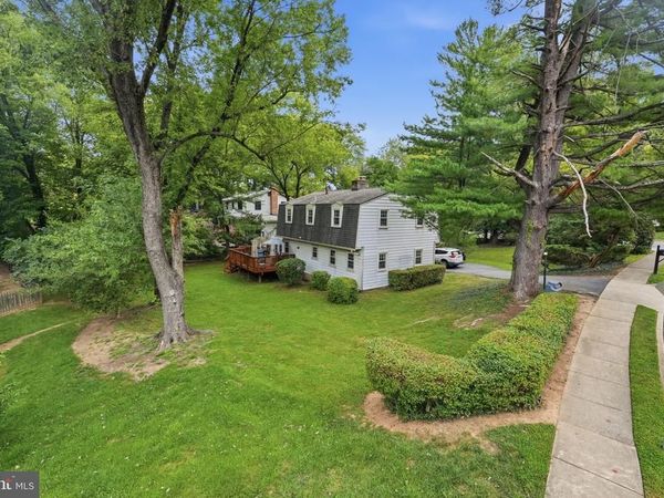 300 BROADLEAF DRIVE NE, VIENNA, VA 22180