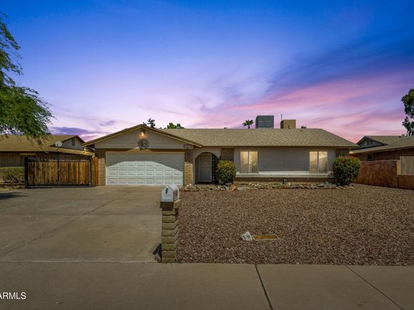 4126 W SWEETWATER Avenue, Phoenix, AZ 85029
