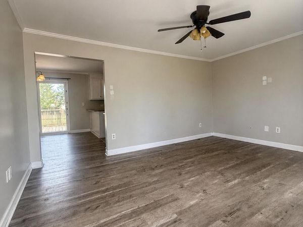 403 Oregon Trail, Hubert, NC 28539