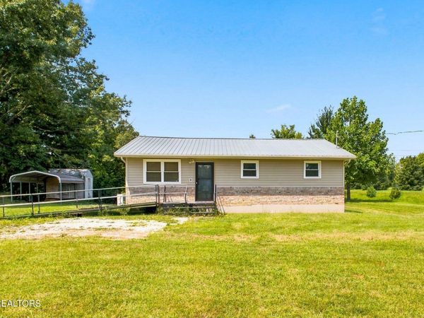 11941 N Highway 127 , Crossville, TN 38571
