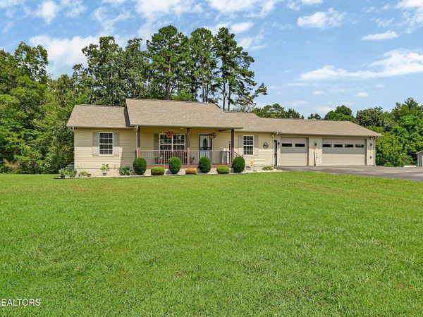 822 Buffalo Tr, Clarkrange, TN 38553