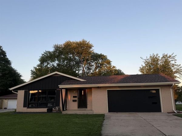 5208 MILLBANK ROAD, UNKNOWN, WI 53129