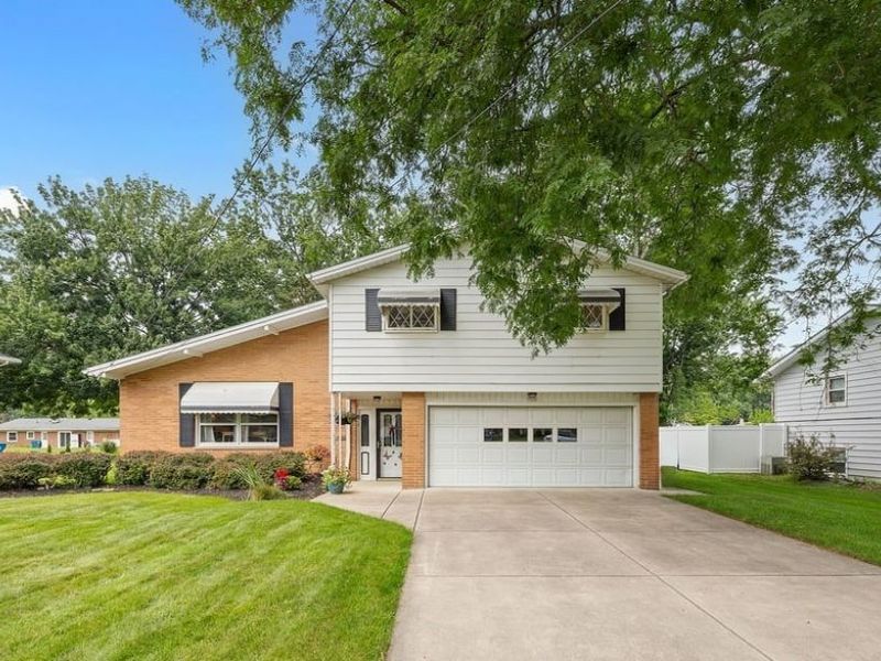 28520 Spruce Drive, North Olmsted, OH 44070 Photo 33