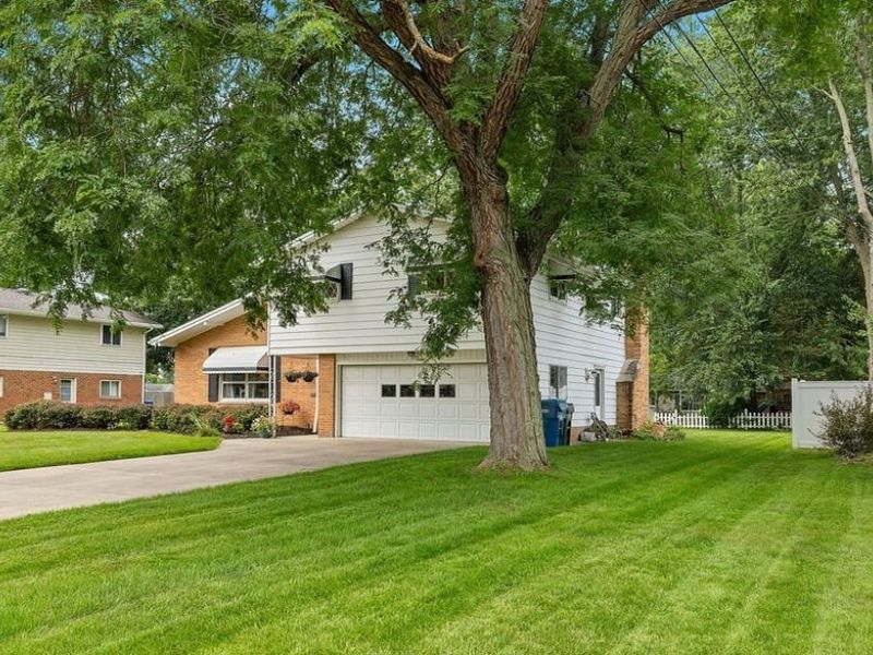 28520 Spruce Drive, North Olmsted, OH 44070 Photo 39