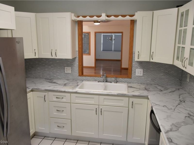 7070 NW Bentley Street NW, Massillon, OH 44646 Photo 6