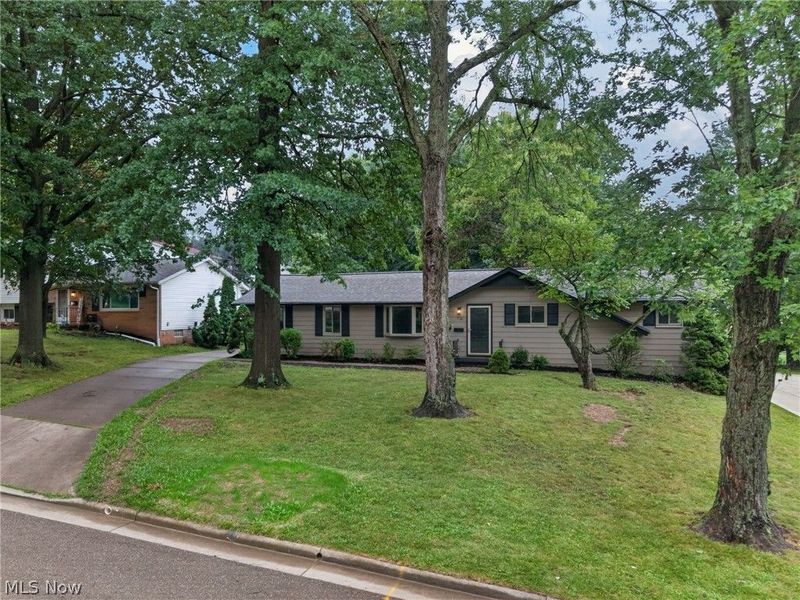 720 Lorena Street SW, North Canton, OH 44720 Photo 46