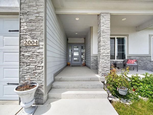 2004 NE Park Drive , Grimes, IA 50111