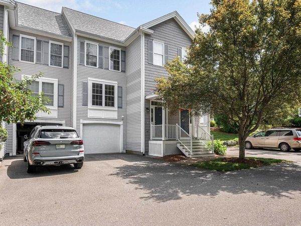 4 Georgetowne Drive, Unit 4, Nashua, NH 03062