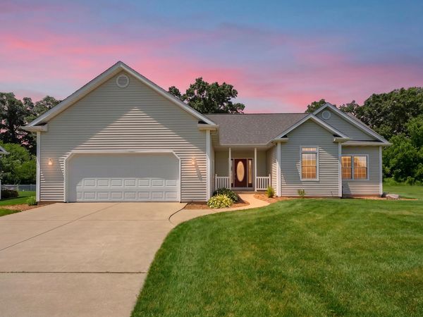 597 Winter Slope, Kalamazoo, MI 49009