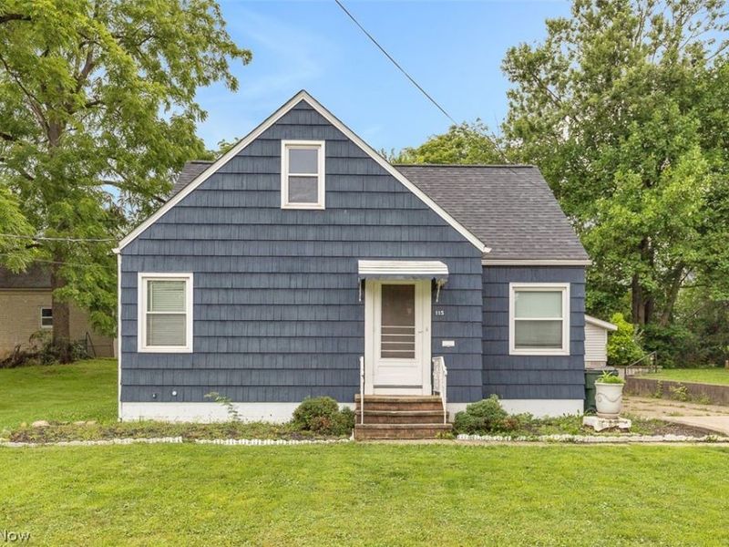 115 Wheelock Drive , Bedford, OH 44146 Photo 1