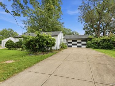 22 Cornell Court , Tonawanda, NY 14150