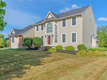 8222 Ashington Drive, Baldwinsville, NY 13027