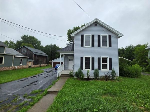 12 Main Street , Philadelphia, NY 13673