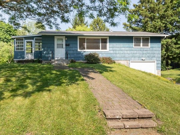 110 Wolcott Terrace , Syracuse, NY 13207