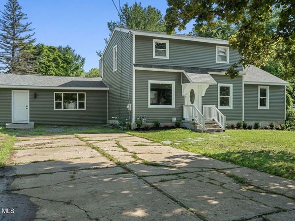 44 Onderdonk Road, Schenectady, NY 12302