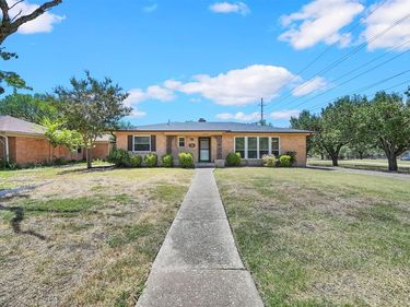 3468 Townsend Drive, Dallas, TX 75229