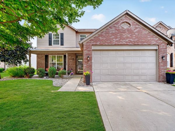 4717 Nyla Court , Westfield, IN 46062