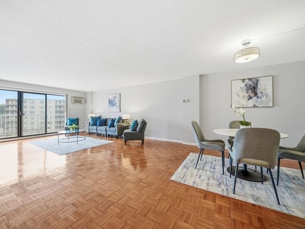 131 Coolidge Avenue, Unit 526, Watertown, MA 02472