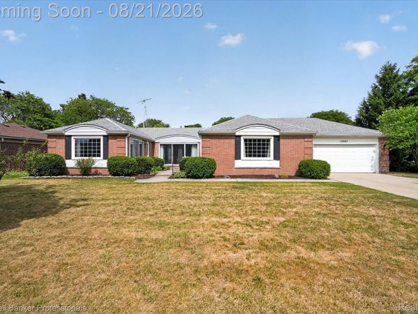 12867 Via Catherina Drive, Grand Blanc, Mi 48439