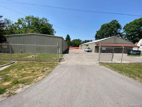 7257 N Dort Highway, Genesee Township, Mi 48458