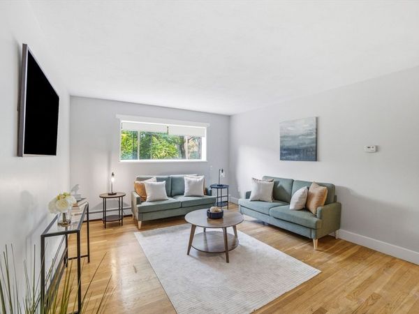 14 Riverside St, Unit 2-1, Watertown, MA 02472