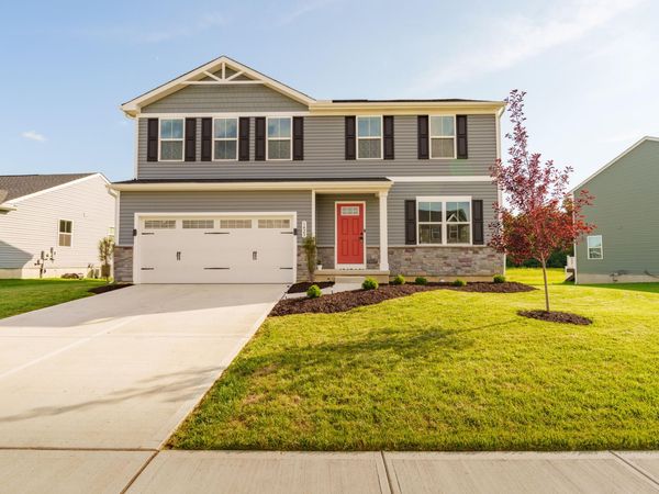 1423 Silverleaf Oak Street, Sidney, OH 45365