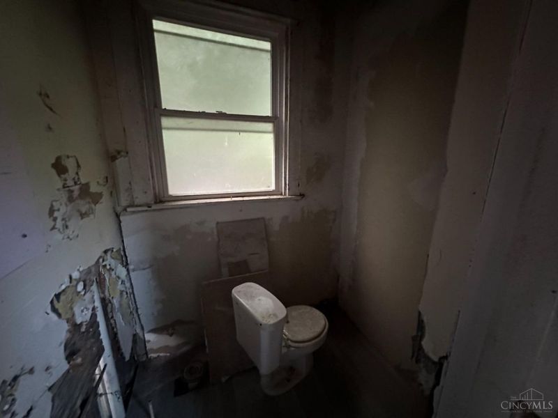 2307 Vine Street, Cincinnati, OH 45219 Photo 6