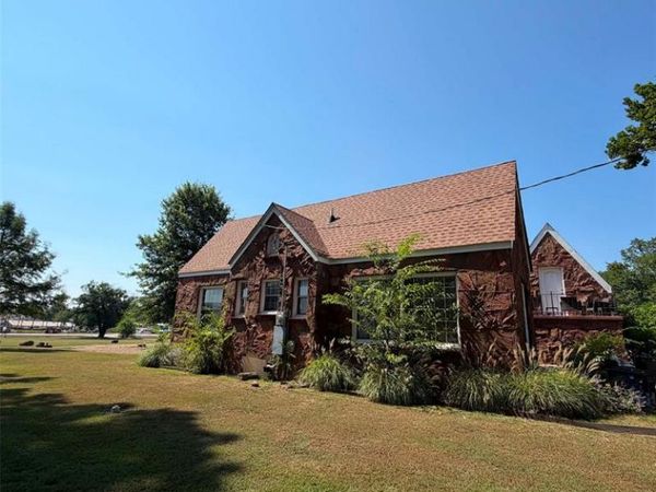 1505 S Park 1/2 Drive, Broken Bow, OK 74728