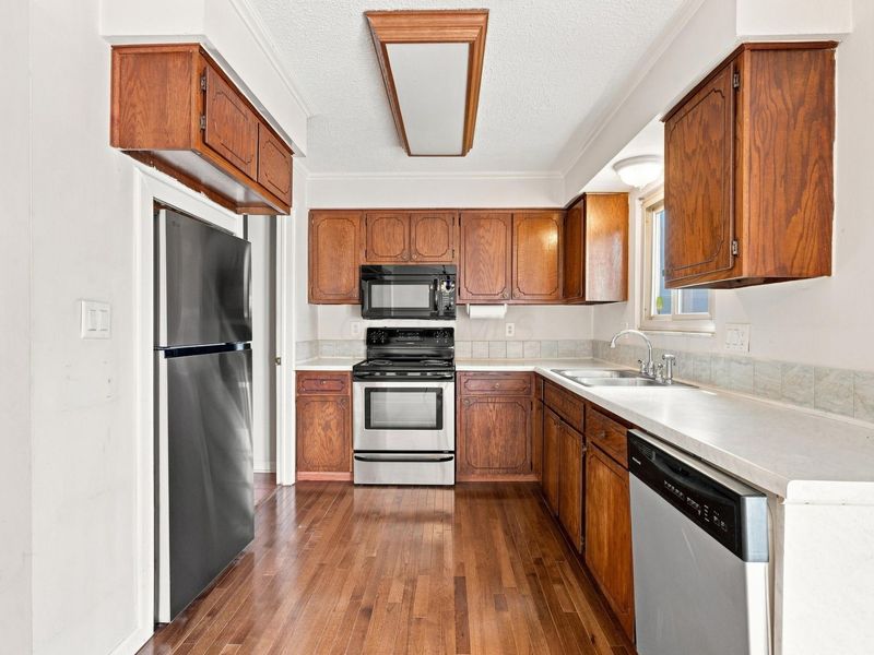 1432 Bairstow Court, Galloway, OH 43119 Photo 12
