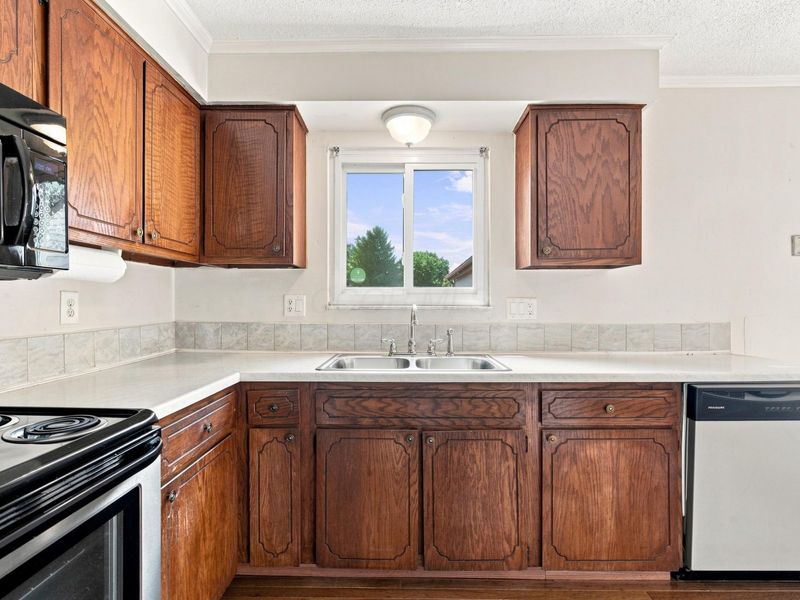 1432 Bairstow Court, Galloway, OH 43119 Photo 14